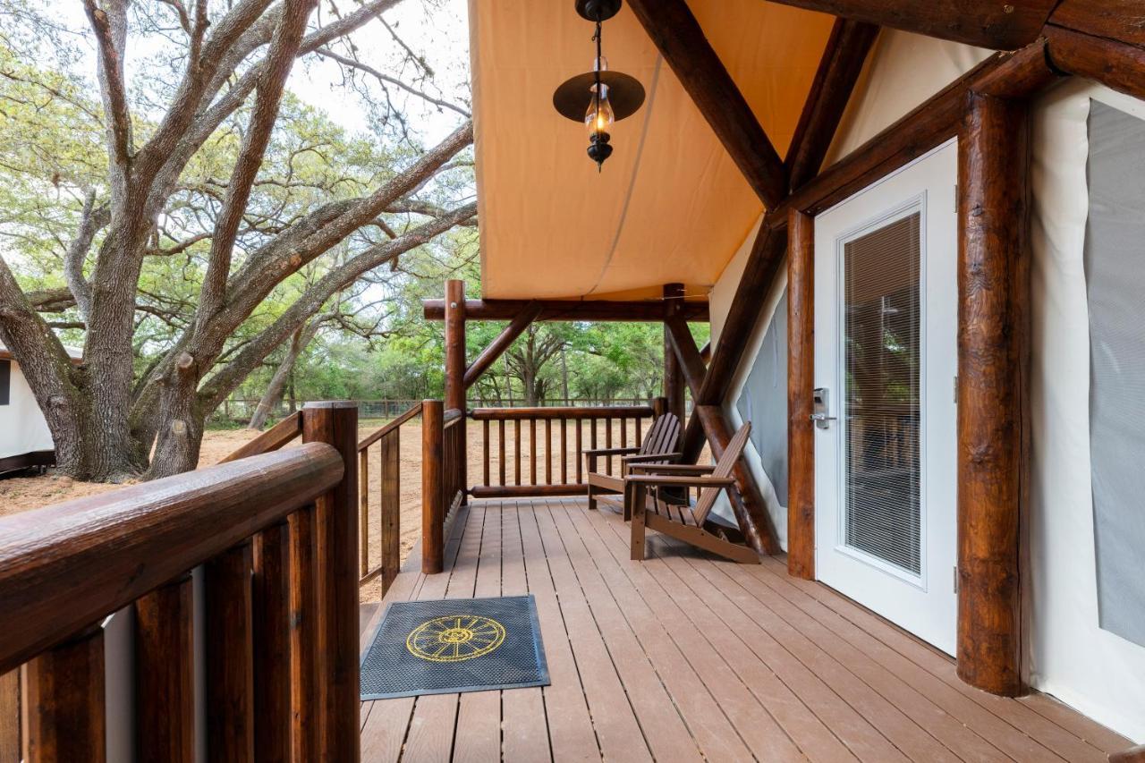 Westgate River Ranch Resort & Rodeo Bagian luar foto