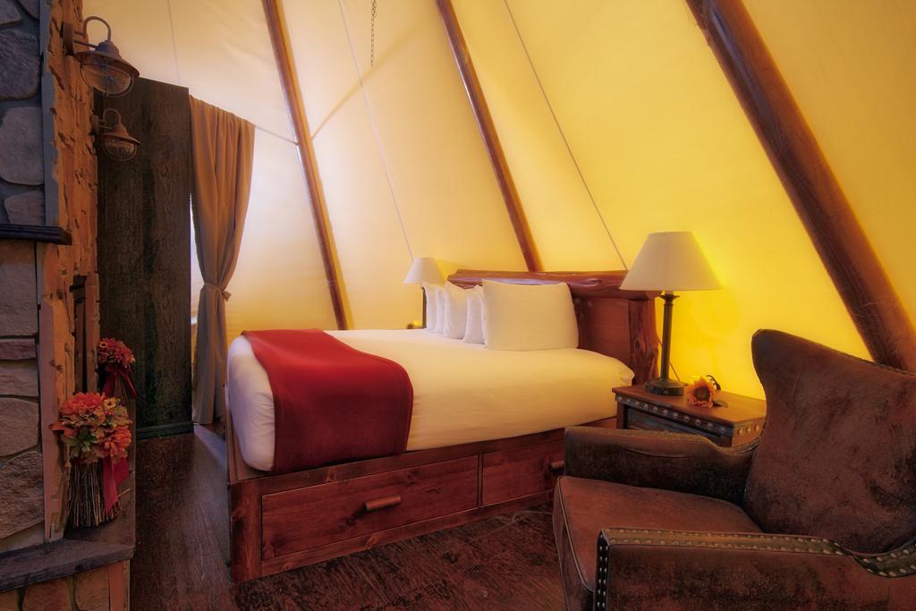 Westgate River Ranch Resort & Rodeo Bagian luar foto