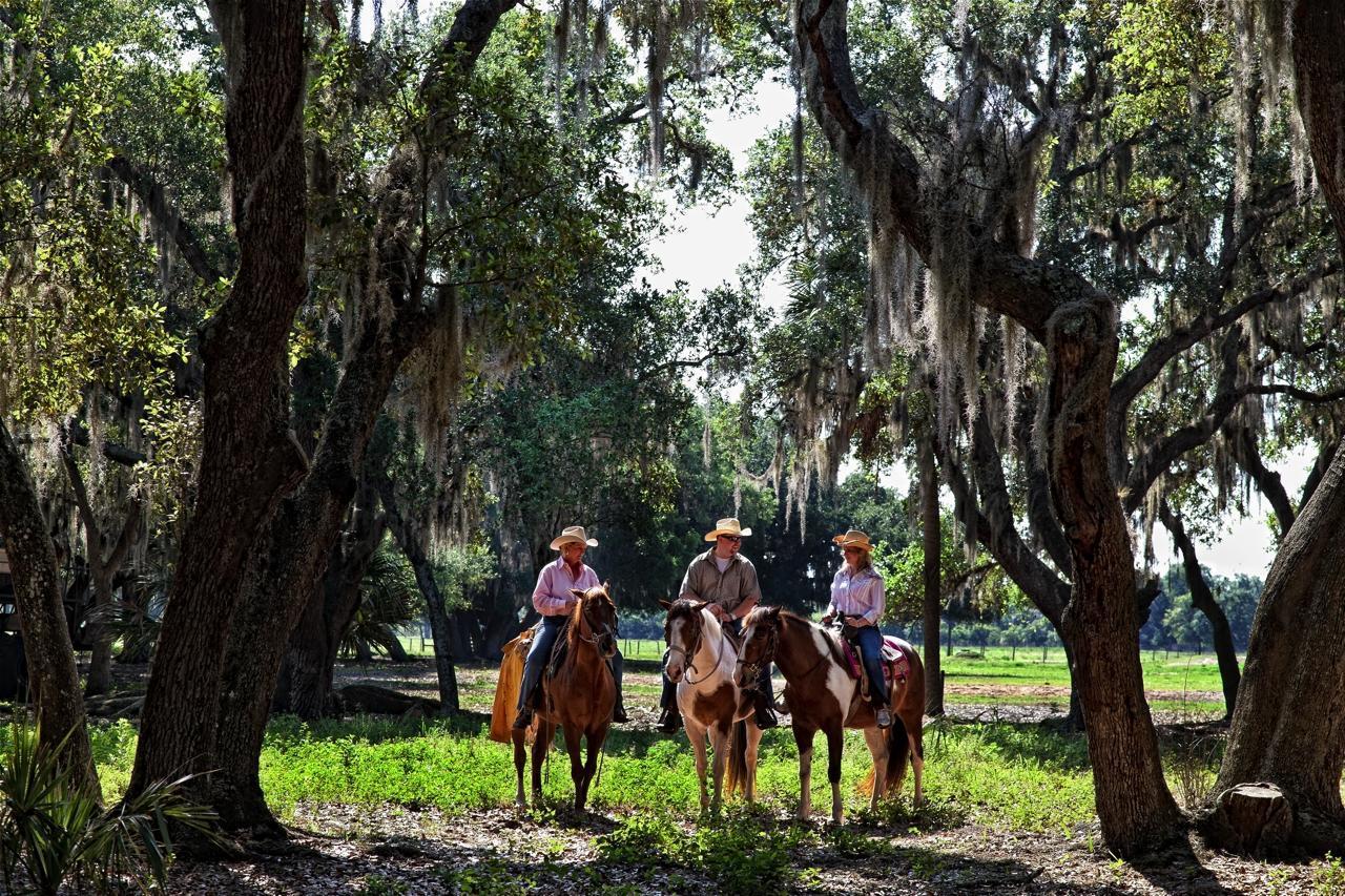 Westgate River Ranch Resort & Rodeo Bagian luar foto