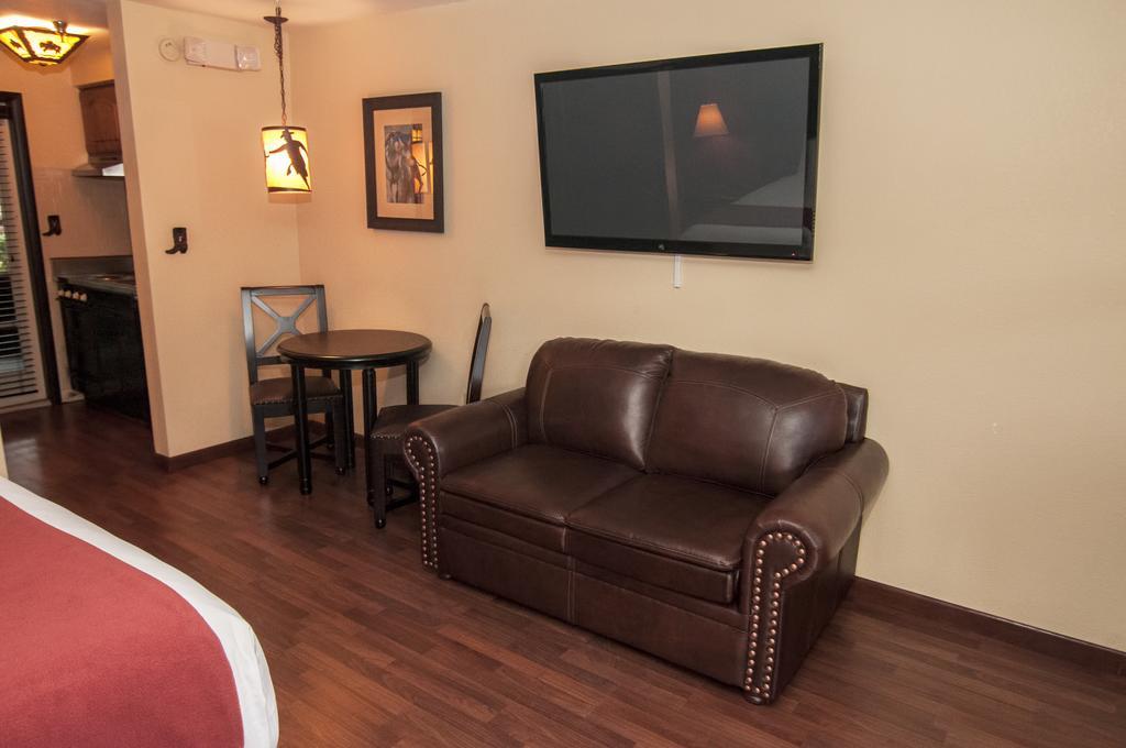 Westgate River Ranch Resort & Rodeo Bagian luar foto